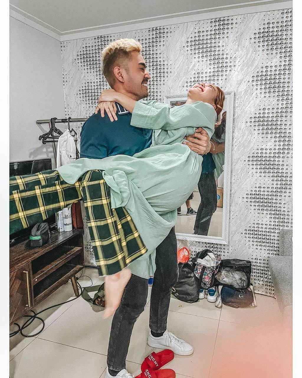 Robby Purba dan Ayu Ting Ting Robby Purba dan Ayu Ting Ting