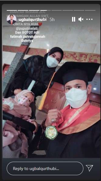 Ustaz Guntur Bumi wisuda