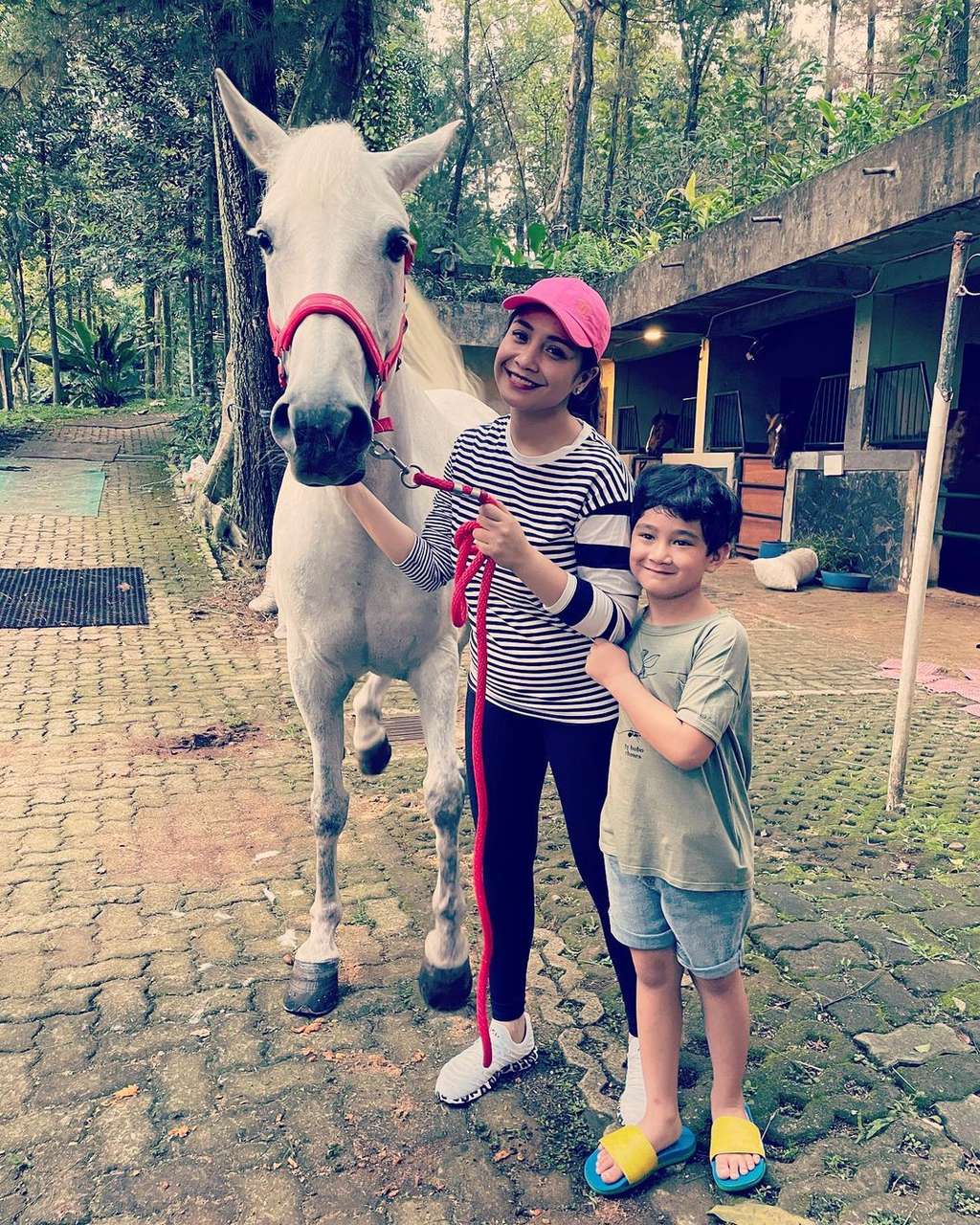 Nagita Slavina dan Rafathar