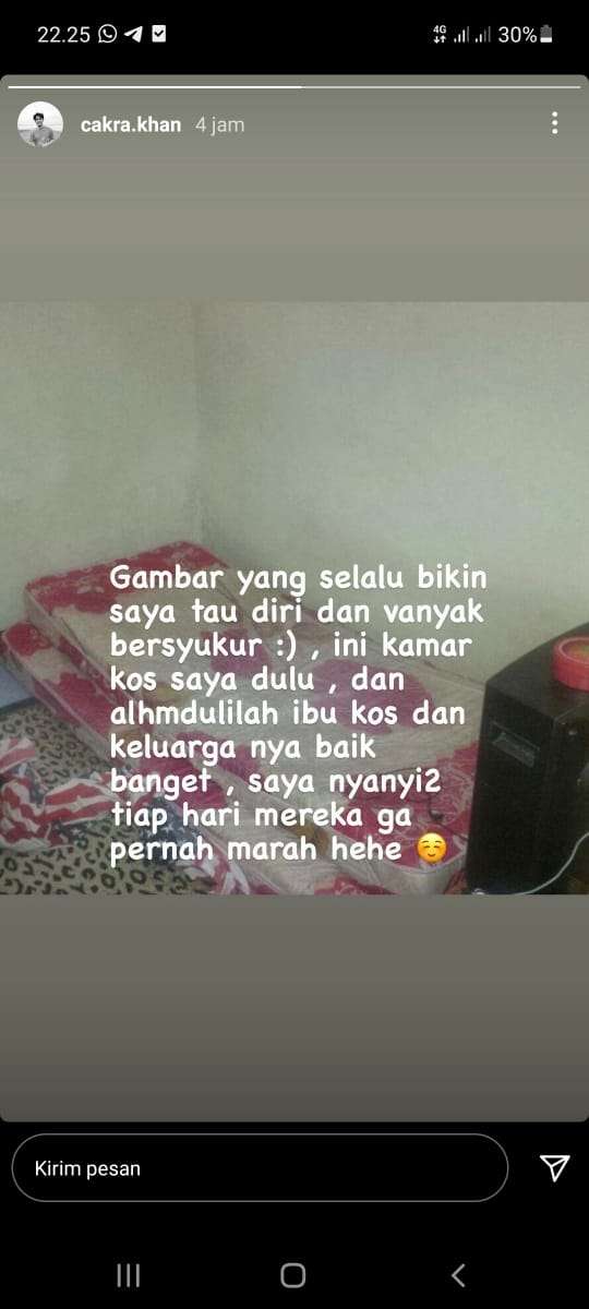 Kamar Kost Cakra Khan