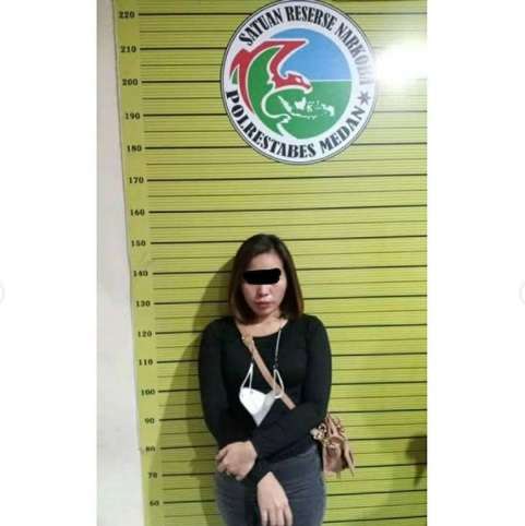 Lima Wanita Pendamping