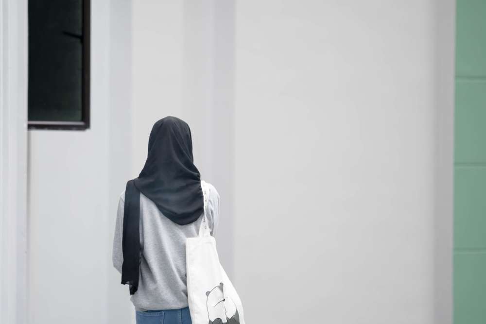 Kenali Daerah Rawan Banjir Keringat buat Para Hijabers, Solusinya Gimana Ya? Kenali Daerah Rawan Banjir Keringat buat Para Hijabers, Solusinya Gimana Ya?