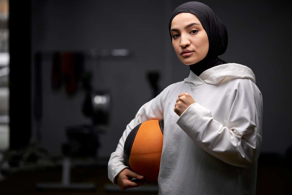 Olahraga Pakai Hijab, Pakaian Apa Sih yang Harus Dipilih?