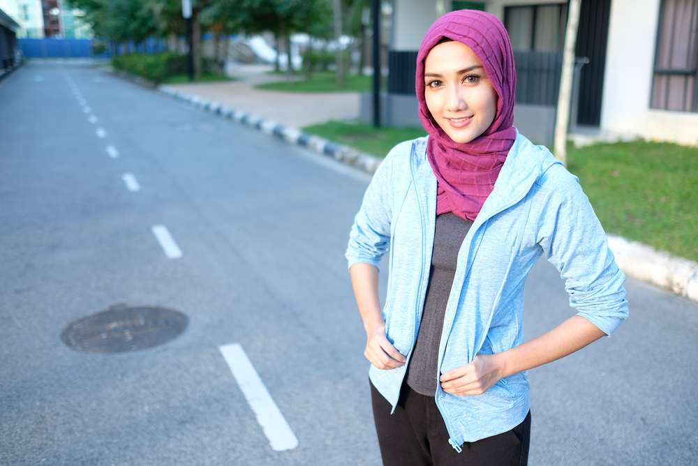 Olahraga Pakai Hijab, Pakaian Apa Sih yang Harus Dipilih?