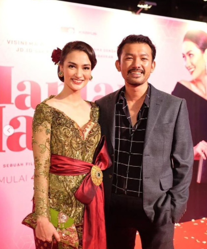Pasangan Seleb