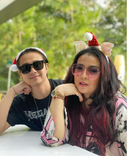 Pasangan Seleb