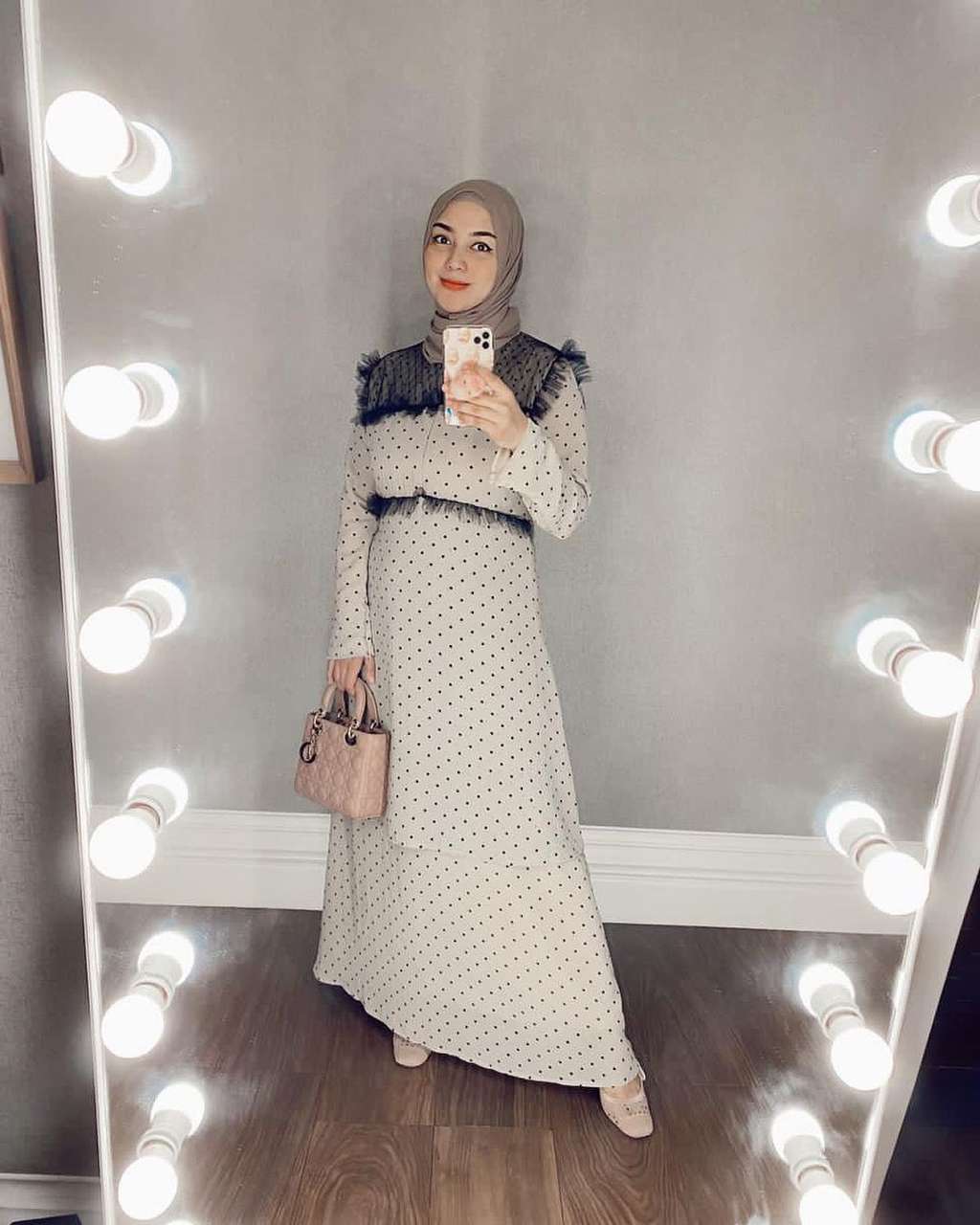 Outfit Citra Kirana
