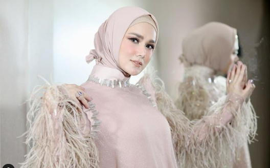 Seleb Selamat Dari Kecelakaan