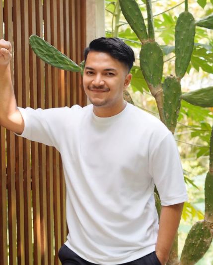 Seleb Selamat Dari Kecelakaan