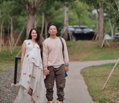Pasangan Seleb