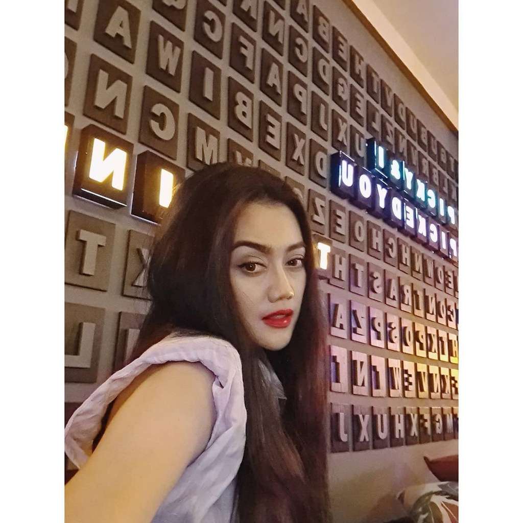 Nia Anggia adik almarhum Jupe