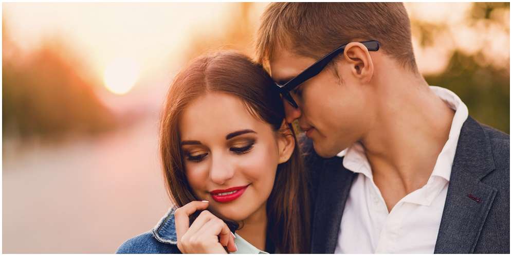 Kata Puitis Tentang Cinta yang Meluluhkan Hati