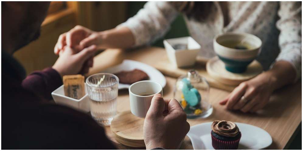 Kata-kata Bijak untuk Pacar yang Mengandung Makna Dalam