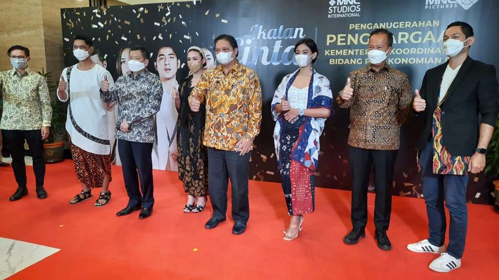ikatan cinta ikatan cinta