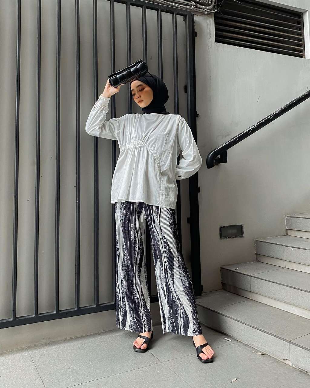 Outfit putih