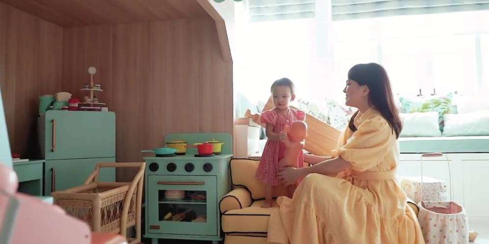 Ruang main Claire