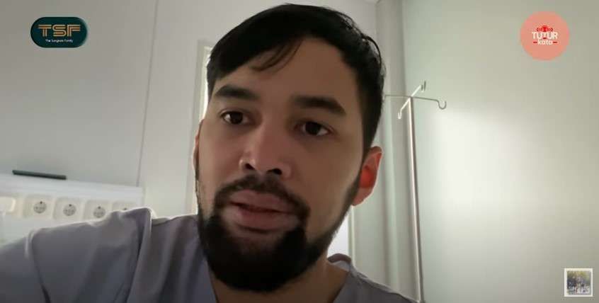 Teuku Wisnu saat di rumah sakit