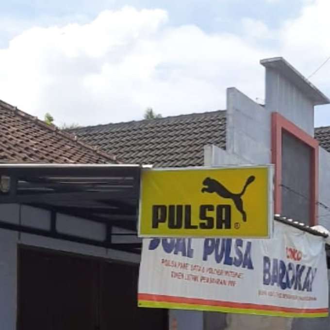 Spanduk Unik