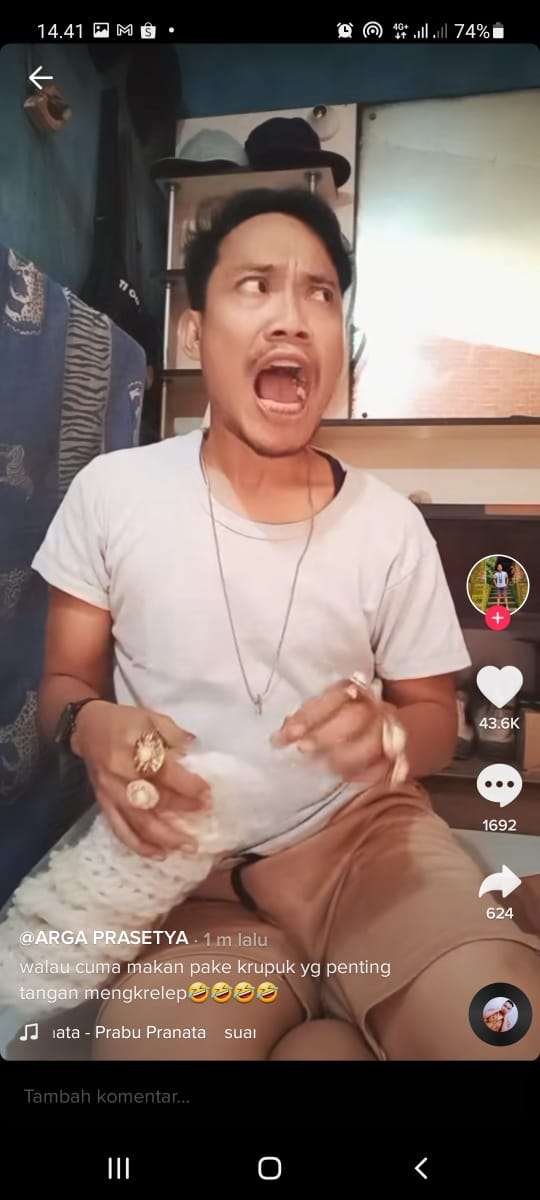 Parodi ayah Ayu Ting Ting