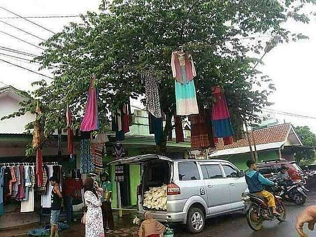 Pedagang pakaian