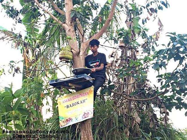 Pernjual gorengan