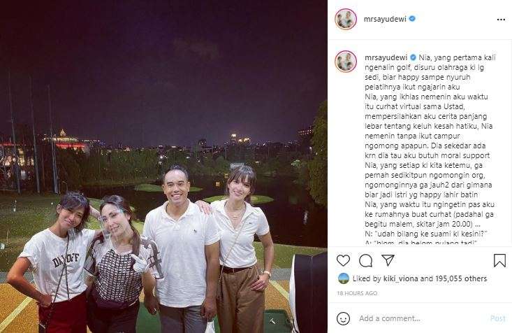 Ayu Dewi mengenang hal-hal yang diajarkan oleh Nia Ramadhani.