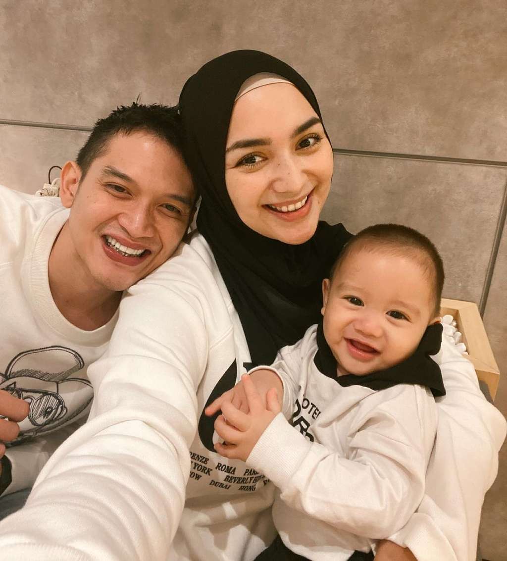 Keluarga Rezky Aditya dan Citra Kirana