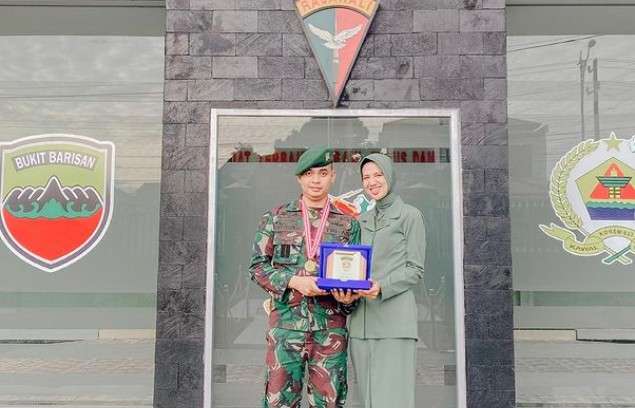 Farha Badjeber dan Suami