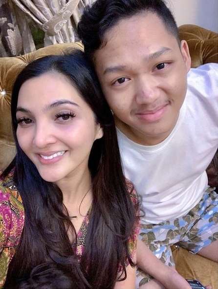 Gaya Ashanty Memakai Daster