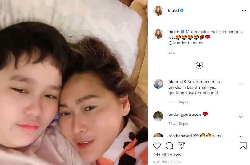 Inul Daratista dan putranya (foto : @inul.d)