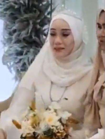 Amirah mengandung tiga bulan saat resepsi pernikahan.