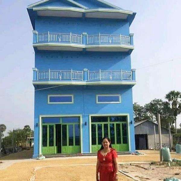 8 Desain Rumah Bertingkat yang Bikin Ngakak dan Gagal Paham.
