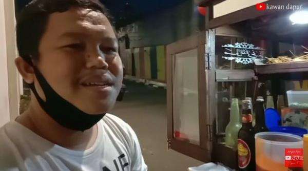 Fikri sukses jualan bubur ayam di Jakarta Pusat.
