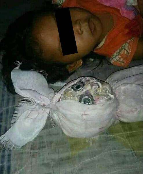 Santuy bobo bareng boneka pocong.