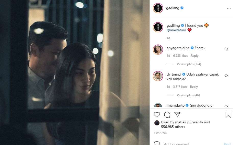 Unggahan mesra Gading bareng Ariel Tatum