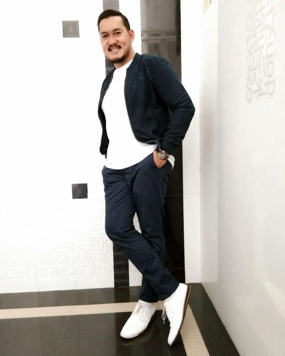 Pesinetron Alino Octavian