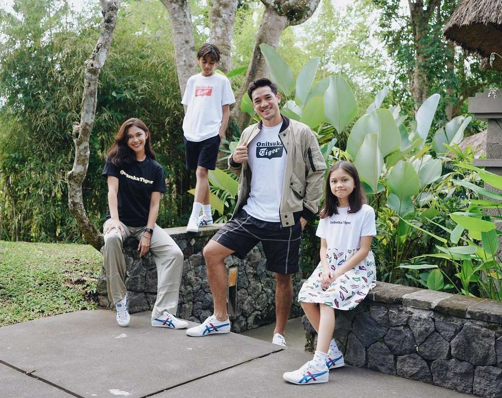 Keluarga Nana Mirdad