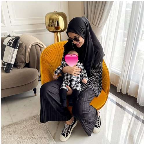 Zaskia Sungkar