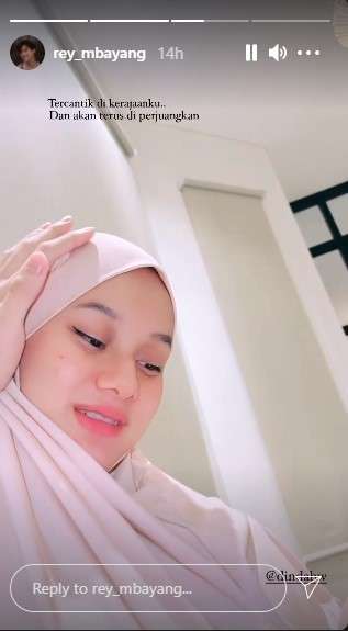 Rey Mbayang beber sifat asli Dinda Hauw