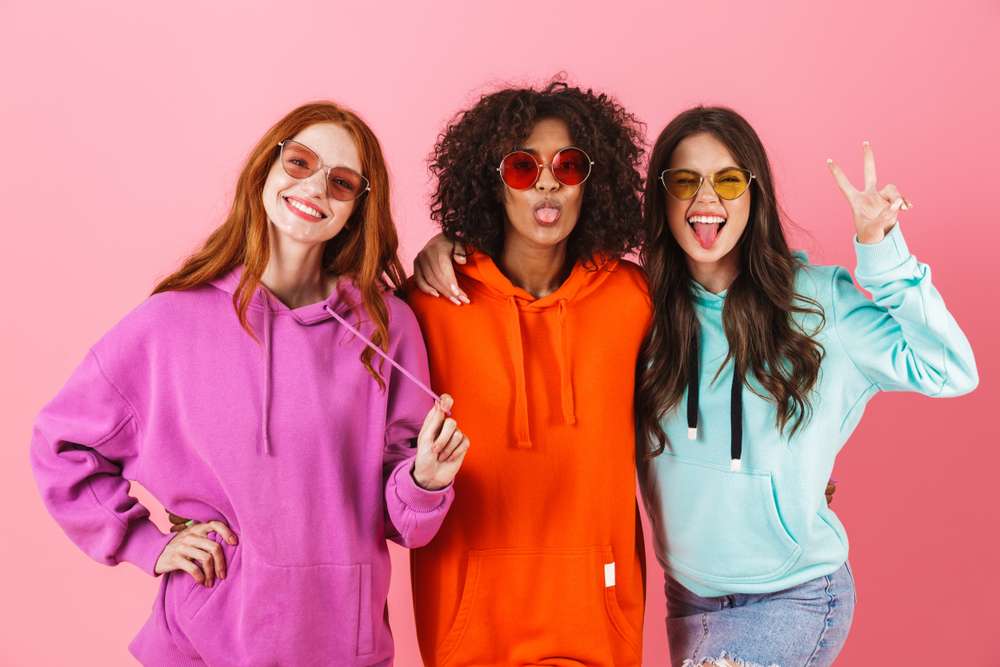 Hindari Pemakaian Sweatsuit Warna-warni