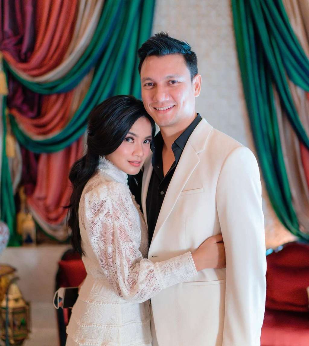 Titi Kamal dan Christian Sugiono