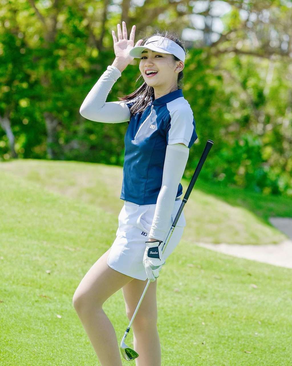 Cyndyana Lorens golf