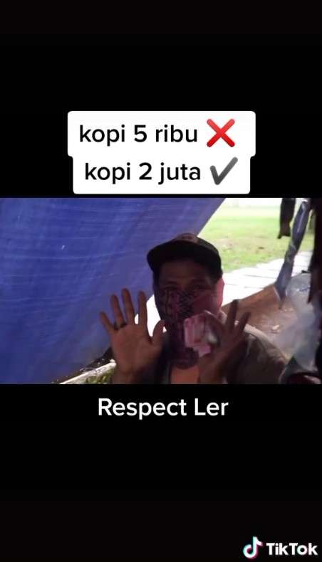 Pria penjual kopi Pria penjual kopi
