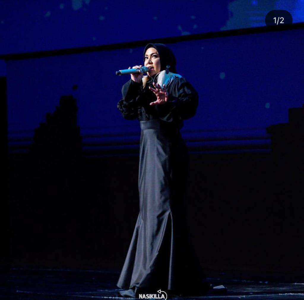 Transformasi Penampilan Melly Goeslaw