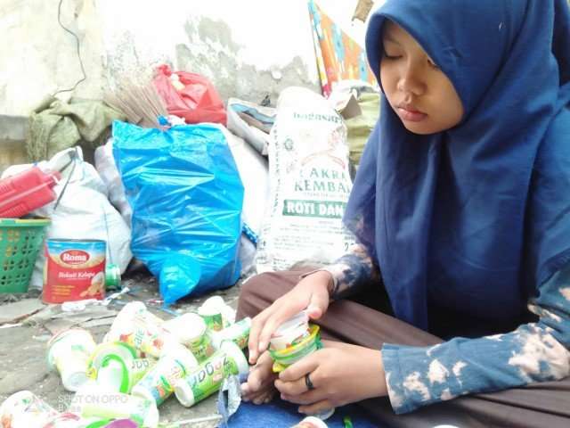 Merasa Kasihan Melihat Anak Ikut Kelaparan