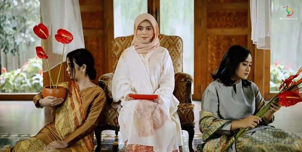 Lesti video klip 'Bawa Aku ke Penghulu'