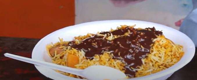 Nasi Biryani cokelat Nasi Biryani cokelat