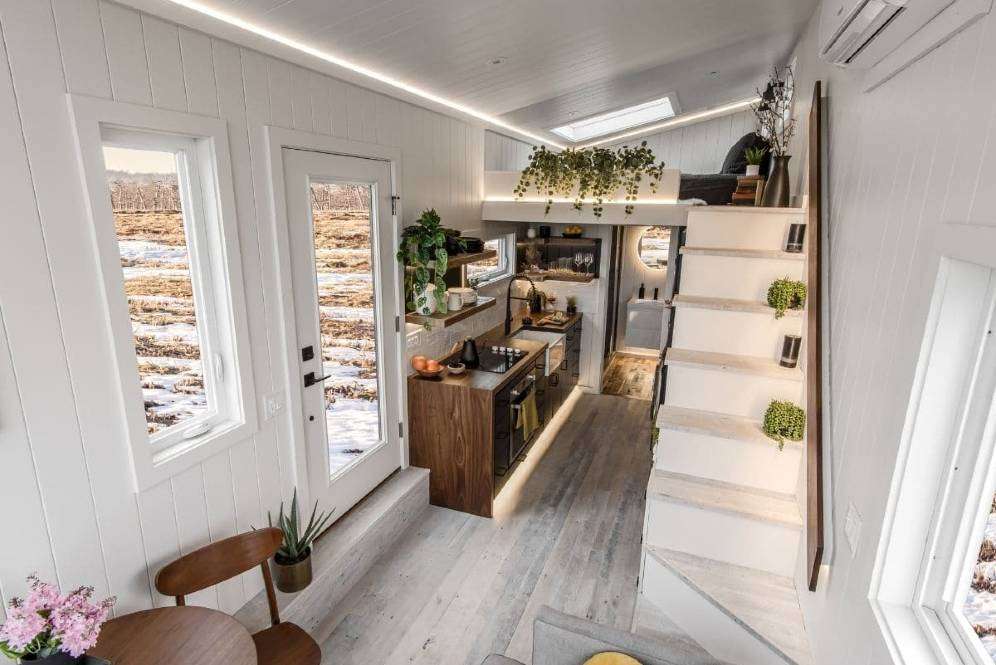 Luna House