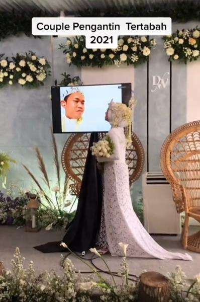 Heboh menikah secara virtual di masa pandemi.