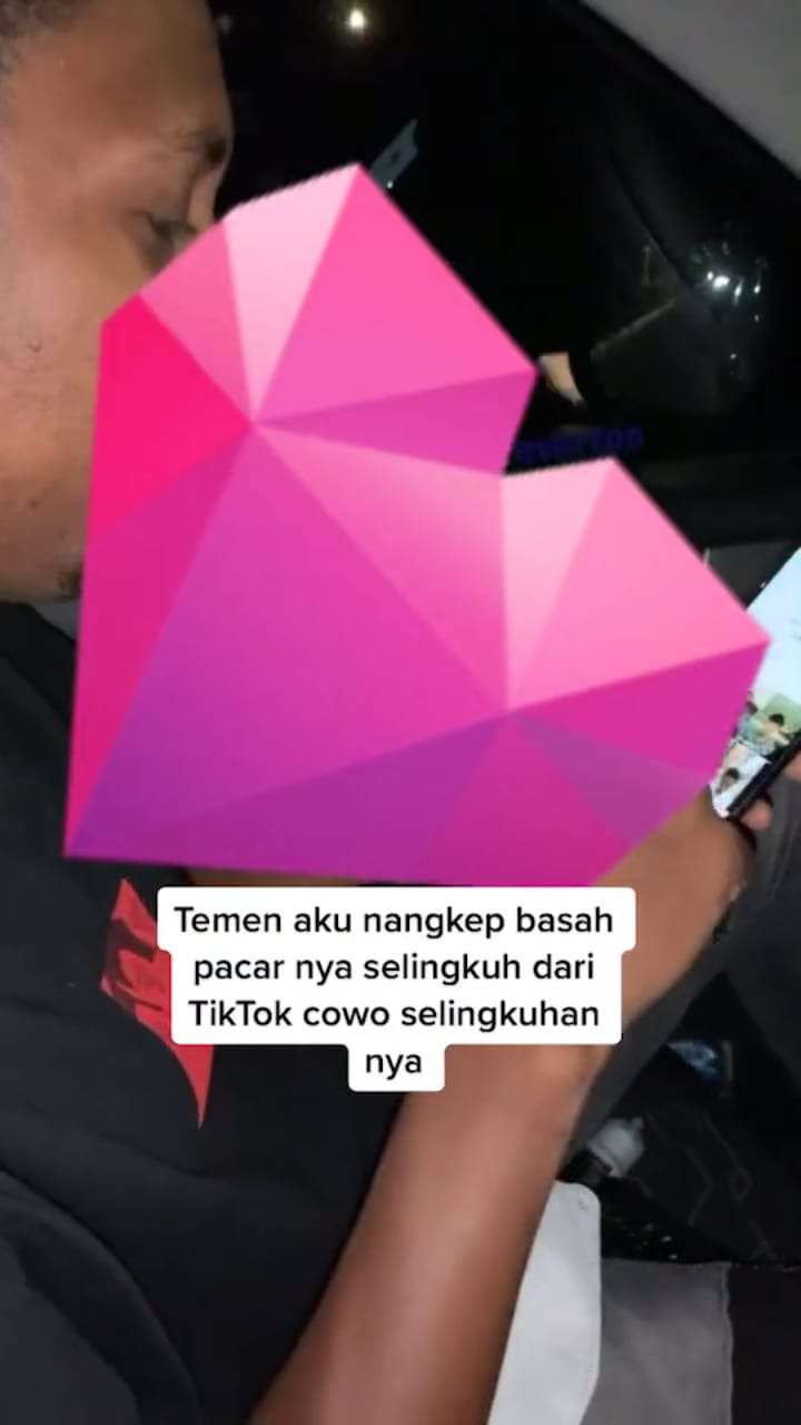 Menangkap Basah Pacarnya Selingkuh Lewat TikTok